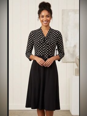 💫NWT Black Polka Dot Dress